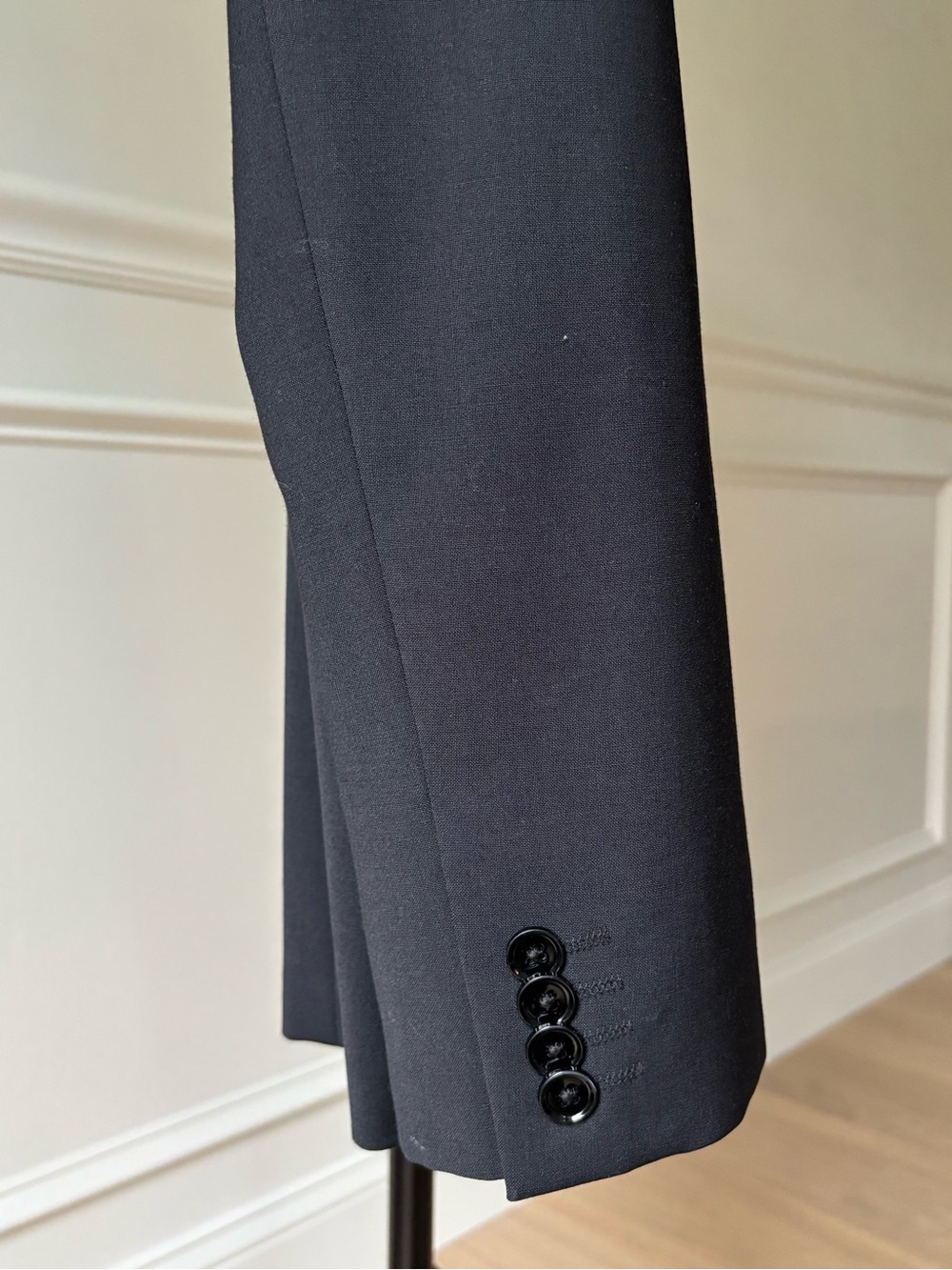 EXPRESS Men’s Single-Breasted 42S SUIT, 32x32 Pants - Picture 6 of 12